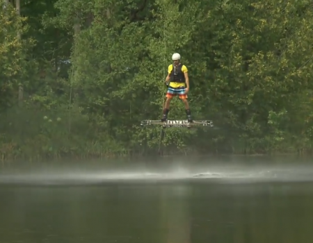 Virales Video „Kanadier präsentiert sein fliegendes Hoverboard“