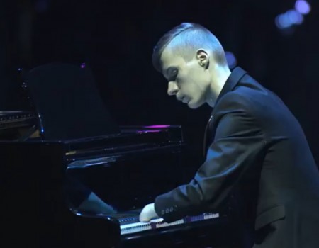Virales Video „Pianist ohne Finger“