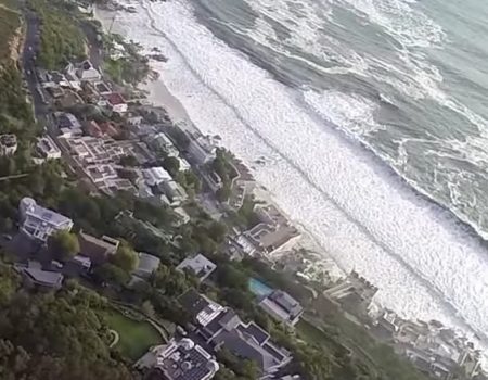 Virales Video „Knappe Sache beim Paragliding in Kapstadt“