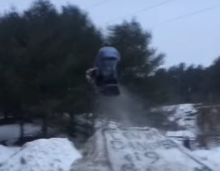 Virales Video „Selbstgebaute Schanze mit etwas Schnee und Wasser war wohl etwas zu weit entfernt“