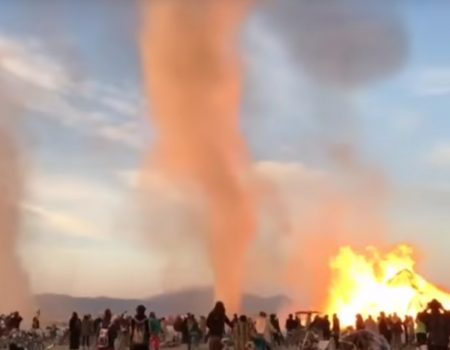 Virales Video „Feuriger Tornado während dem Burning Man Festival im Jahr 2016“