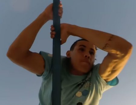 Virales Video „Seiltanz als Extremsport mit einem Angelflip in Curitiba, Brasilien“