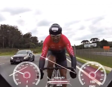 Virales Video „Radfahrer bricht in Curitiba, Paraná, Brasilien den Weltrekord als schnellster Mensch auf einem Fahrrad“
